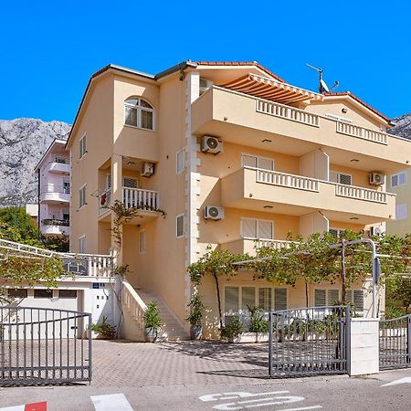 Apartments Ivica Makarska Exterior foto