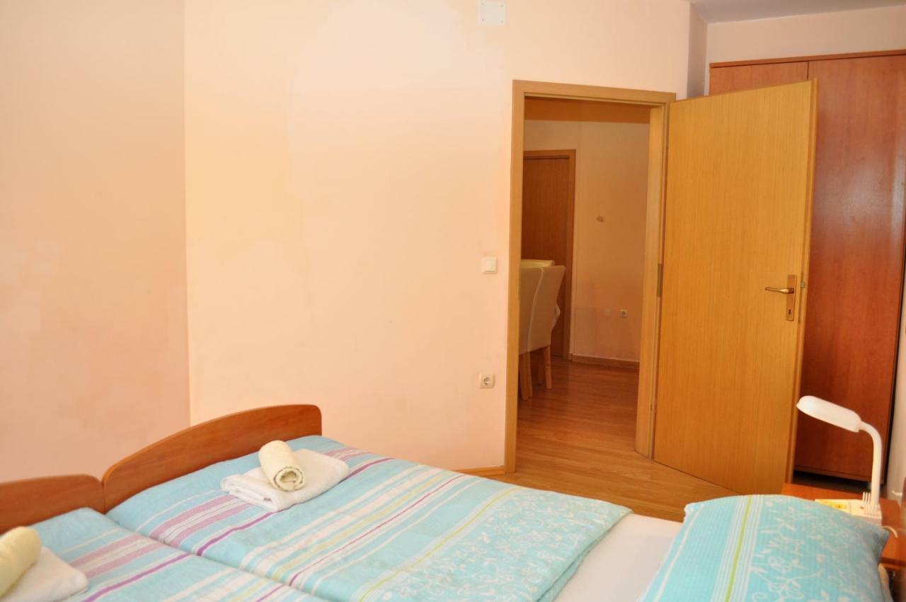 Apartments Ivica Makarska Exterior foto