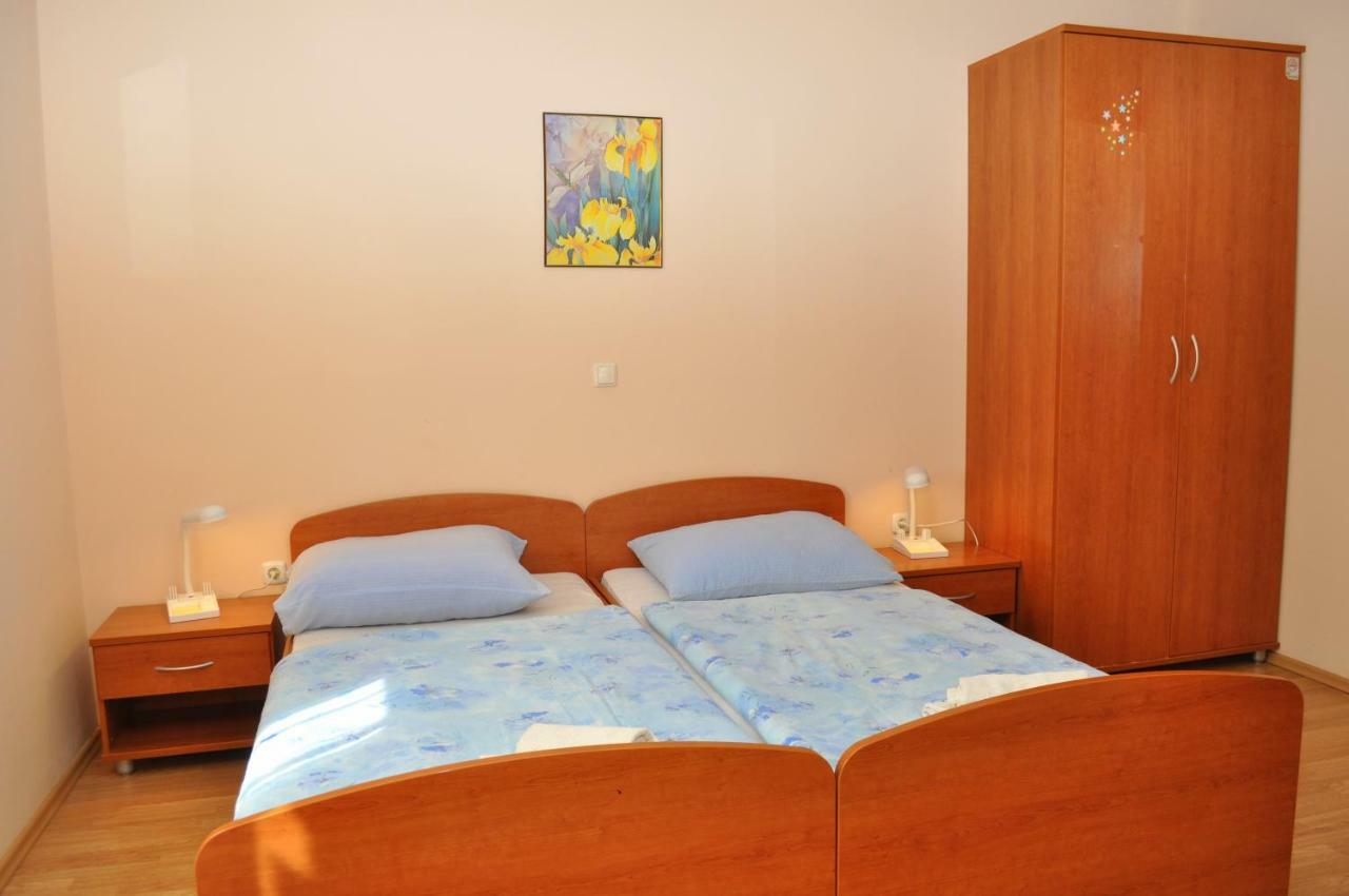 Apartments Ivica Makarska Exterior foto